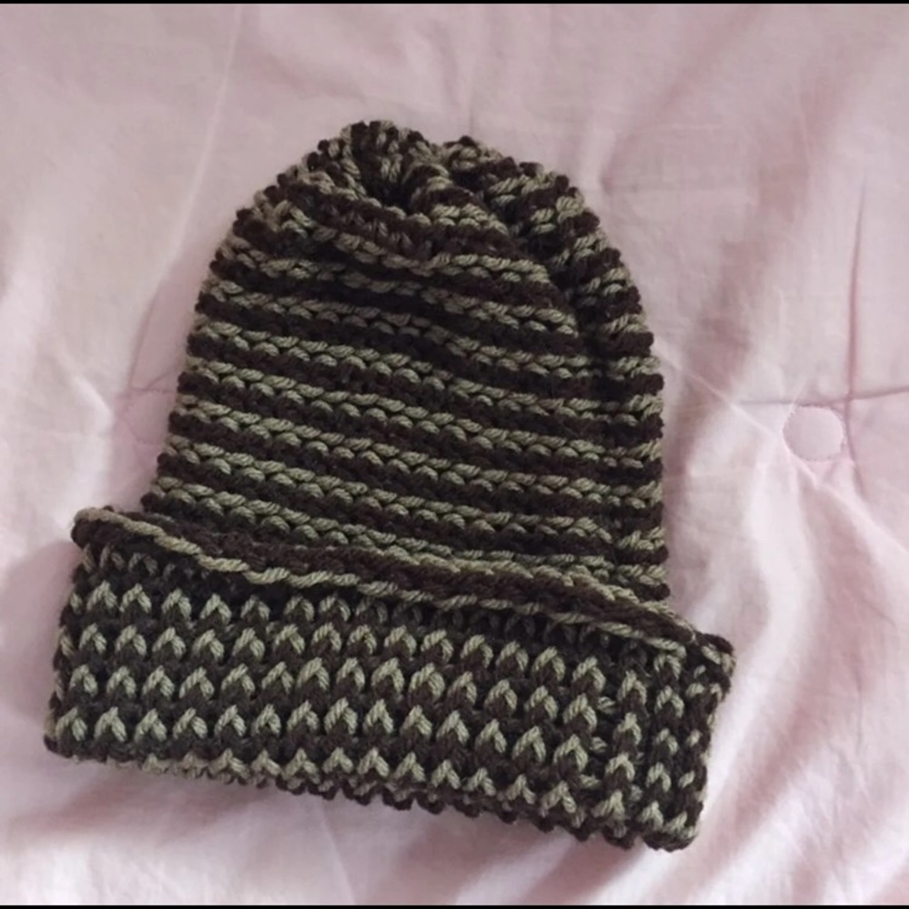 Reversible Knit Hat - Picture 4 of 6